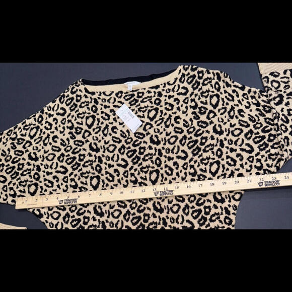 Maurices Cheetah Cat Print Dolman Sweater Quiet Luxury Classic Business Casual - Picture 11 of 14